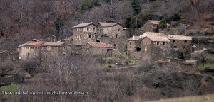 Le hameau des Bouschets (13)  